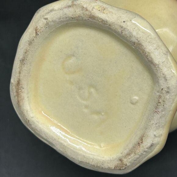 Sweet Vintage USA Duck Planter - Excellent Condition, 5" x 4" - Picture 6 of 8